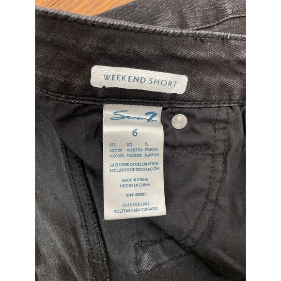 7 for all Mankind Black Frayed Hem Cutoff Weekend Short, sz 6 - Picture 6 of 7